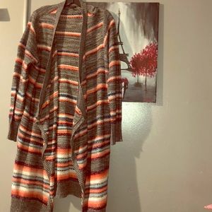 Long Sleeved Knitted Sweater with Stripes